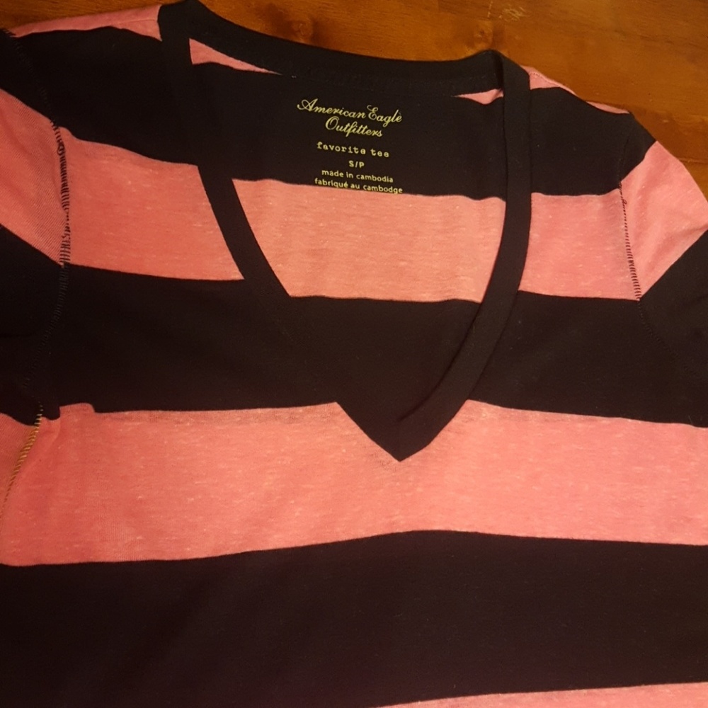 American Eagle Outfitter tee